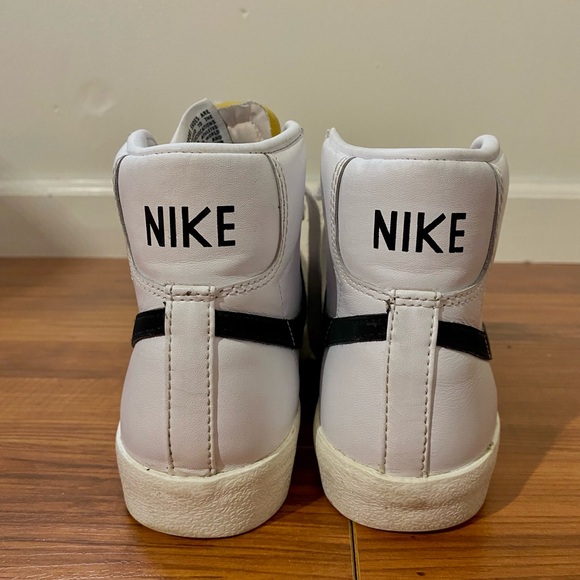 Nike Blazers Mid - Picture 2 of 7